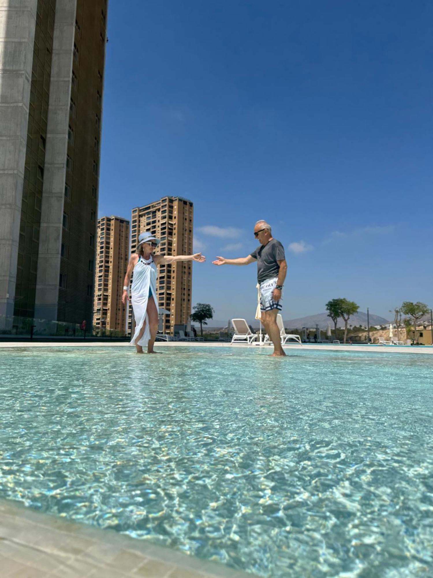 Intempo Sky Luxury Apartment 26 Floor Seaview Benidorm Luaran gambar